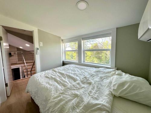 Tiny Private Room #2 in Shared 5BR House with Other Guests, Austin (zdjęcie 10)