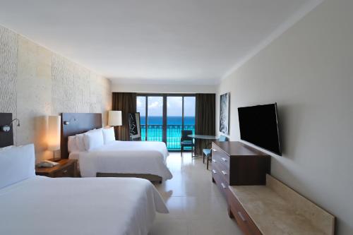 Fiesta Club Premium Ocean View Room with 2 Double Beds
