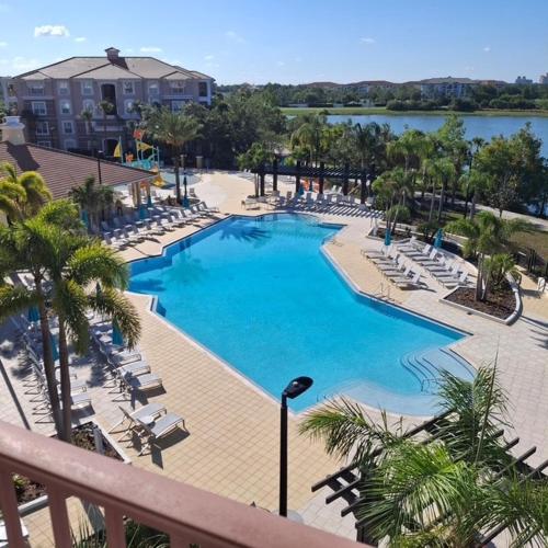 New! Spectacular Vista Cay Penthouse Prize Near Theme Parks Walk to Conventions and Intl Drive in Orlando, USA