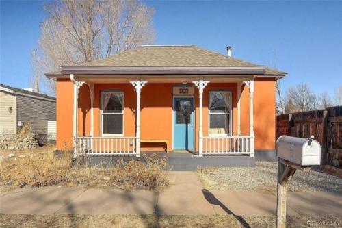 Cheerful, Spacious 3 Bdrm3 Bath in Salida, USA