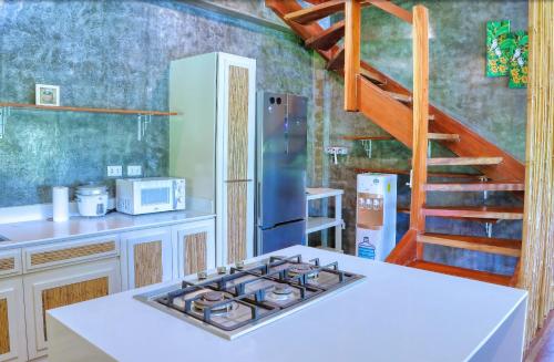 Kitchen, Fox & Firefly Cottages in Loboc
