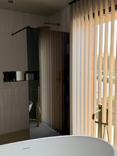 537 Saint Emilion - Luxury Guest House in Saint-Laurent-des-Combes