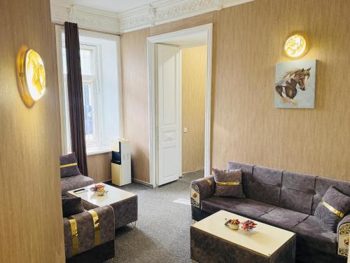 ห้องส่วนกลางสำหรับนั่งเล่น/ดูทีวี, Alina Home Baku hostel in ยาซามัล