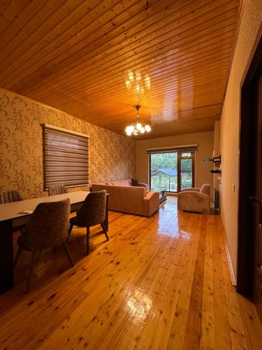 Əşlə günlük ev (Əslə gunluk ev) in Lankaran