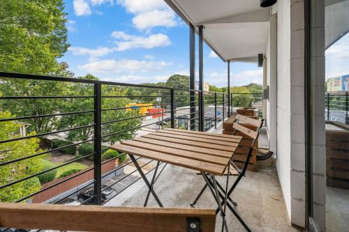 Létesítmények, ~ The Billie ~ Cozy | Rooftop | Ponce City Market in Virginia Highland