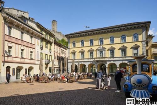 Casa al Sasso in 貝林佐納