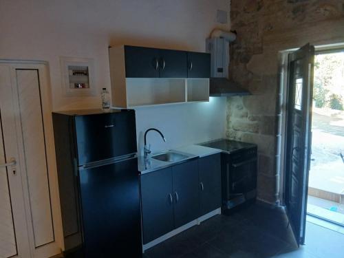 Stone House Experience near Monumental Olive Tree of Vouves