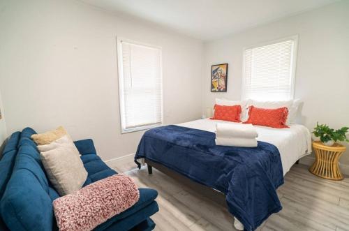 Homey Cozy Newly Renovated Stylish&chic 7 Guests in Tampa, USA