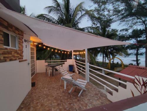 Balkons/terase, Casa a pie de playa - Paraíso de Sol (Casa a pie de playa - Paraiso de Sol) in Tampamachoco