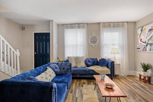 Nicely Designed Spacious 3 Bdrm Center City Apt in Philadelphia, USA