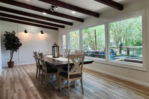 The Lakehouse on Clear Lake in ซีบรูค (TX)