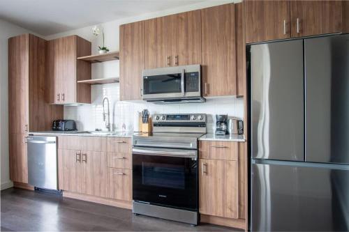 Boulevard Stays Comfortable 1BR Suite w Pool Parking Gym 04 in Аэропорт Лав Филд