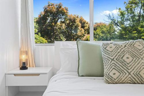 22 Superb Subiaco Apt for Couplesparkng
