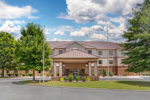 Comfort Suites Montgomery East Monticello Dr. - image 2