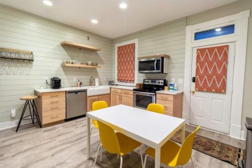 Walkable And Cozy German Village Hauspets Ok in Columbus, USA