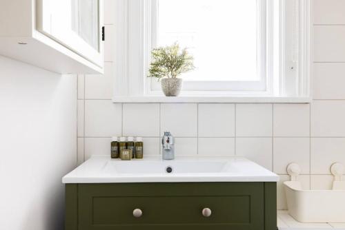 The Marylebone Mews House No2 - HoK Living - image 9