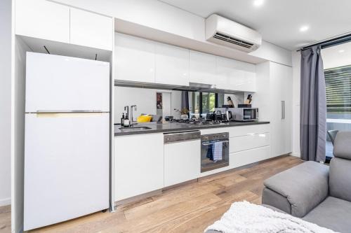 Waterloo 2Br Modern Apartment Nature Park - image 5