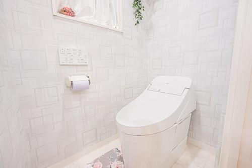 Ueno home2 10-minute walk from Ueno Station, 4-minute walk from Inaricho Station, 10-minute walk to Asakusa, 1F