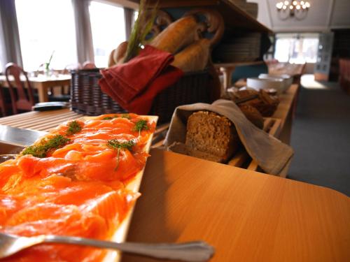 餐飲選擇, 倫丹高山度假酒店 (Rondane Høyfjellshotell) in 米素賽泰爾