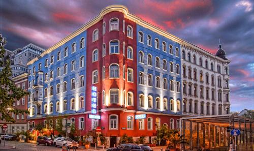 Hotel Urania - image 10