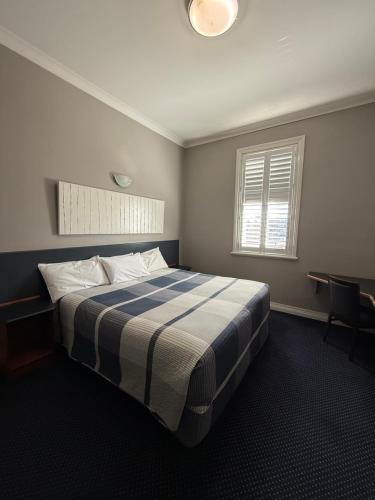 Parkview Hotel in Orange