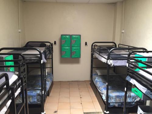 Spiral Backpackers Hostel - Valid Passport Required to Check In in Perth