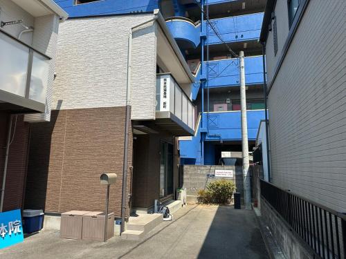 Unterkunft von außen, 一組貸切の戸建民泊旅館 熊本熊猫基地 新町 Kumamoto Panda Base Shinmachi near Honmyoji Tempel