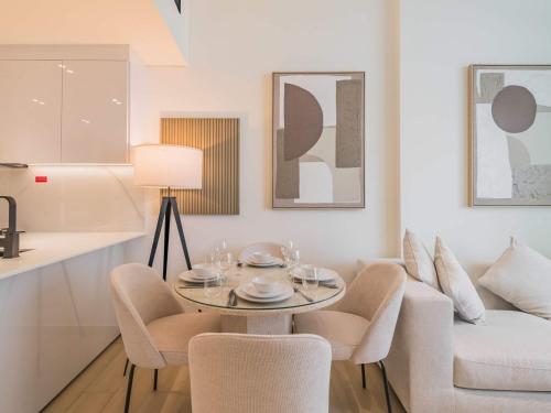 Cozy 1BR in Binghatti Emerald - image 12