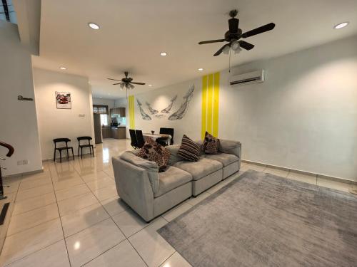 Langkawi Landed 13 Pax Deluxe Homestay in Gunung Raya
