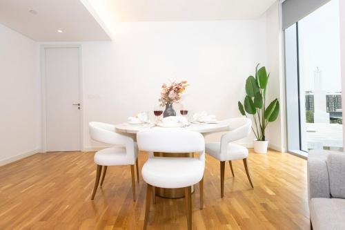 Spacious Luxury 1BR Modern Design Bluewaters, Dubaj (fotografie 4)