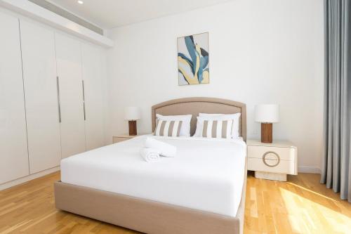 Spacious Luxury 1BR Modern Design Bluewaters, Dubaj (fotografie 8)