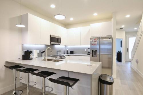 Amazing 3 Bedroomloft Townhouse In Hidden Forest, With Private Pool! in Orlando, USA