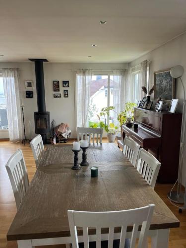 Sentral og romslig bolig in ستورد