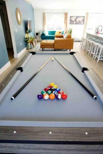 Pets Ok! Boho Bungalow 10mins 2 Beach Wpool Table in Palm Coast, USA