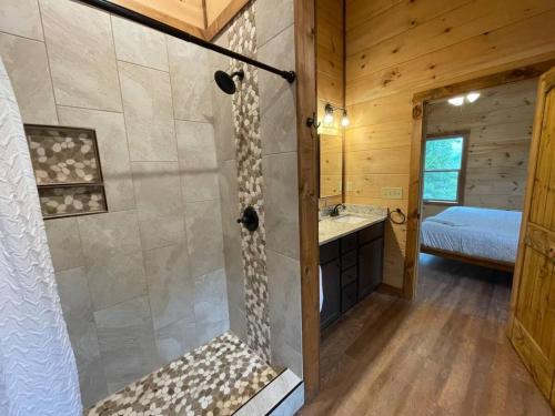 Brand New Chalet with Spectacular Views- Ursa Mons - image 14