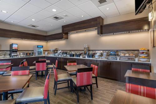 Comfort Inn & Suites Gateway to Glacier National Park - image 34