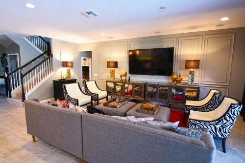 Last Minute Disney Getaway! Private Pool, Hot Tub & Games Room. Book Now! #17812 in Orlando, USA