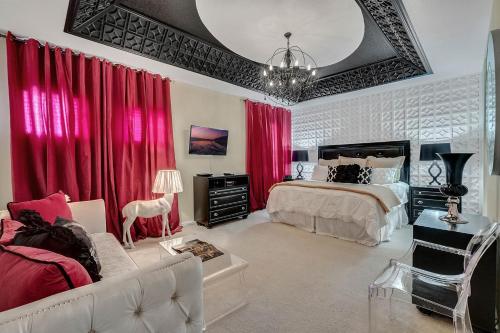 Last Minute Disney Getaway! Private Pool, Hot Tub & Games Room. Book Now! #17812 in Orlando, USA