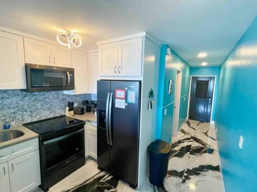 Luxury 2bed 2bath Condo In Downtown Red Hook in Red Hook