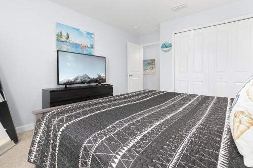 Storey Lake Home W Pool Near Disney Waterpar in Kissimmee, USA