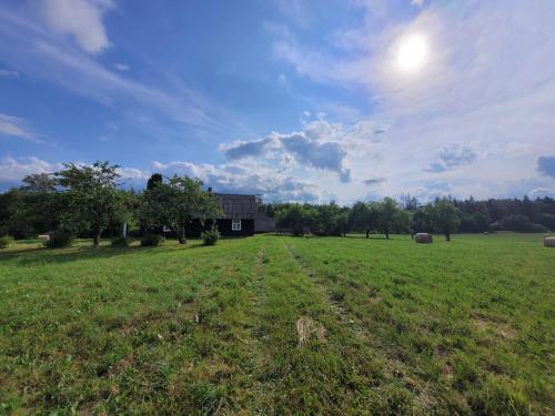 Country peace in a 100 year old house in Karsava