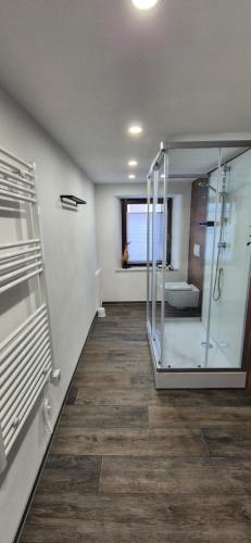 淋浴間, Ferienwohnung Große Sommerleite in 安娜貝格-布赫霍爾茨