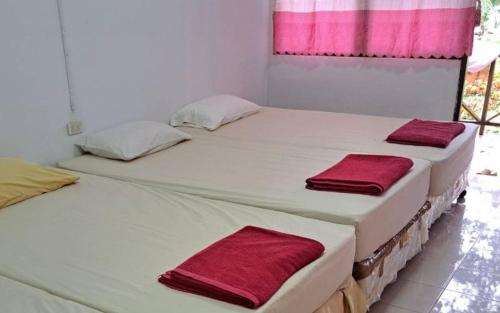 Kohchang Honeymoon Beach Resort