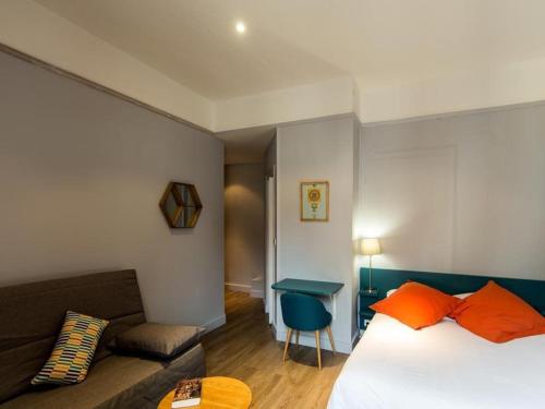 ลา การ์ป ดอร์ (La Carpe d'Or) in ฟองเตนโบล