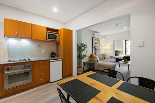 Superior One Bedroom - Big Beautiful - Perth