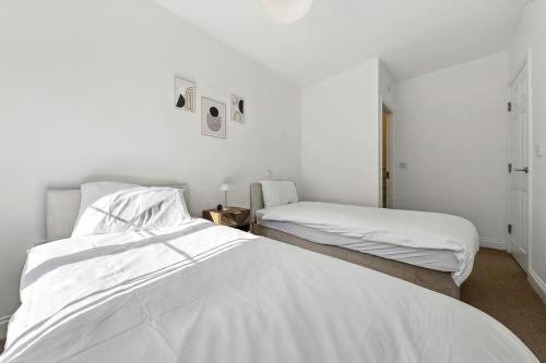 Two Bedroom Flat by Brookland Stays Serviced Accommodation Short Lets Leeds with Free WiFi, Leeds (Foto 3)
