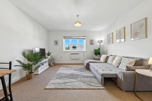 Two Bedroom Flat by Brookland Stays Serviced Accommodation Short Lets Leeds with Free WiFi, Leeds (Foto 2)