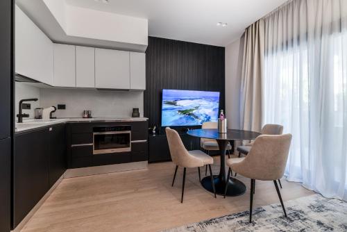 Luxurious - AZULIS#3 - 2BR Fully Equipped Condo - Garden - FREE Parking, Olbia (foto 6)