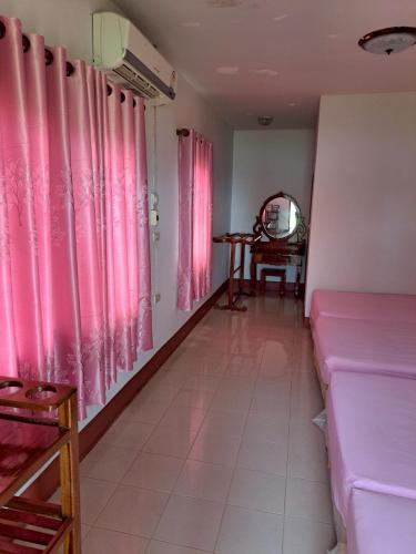 Kohchang Honeymoon Beach Resort