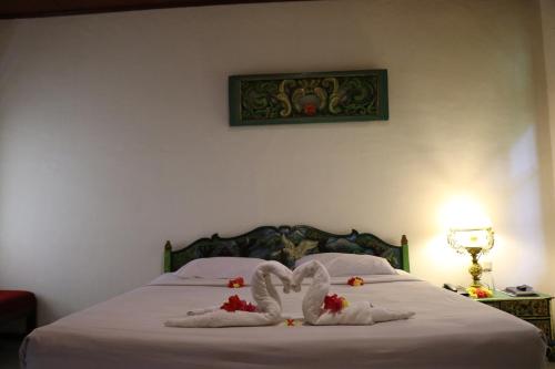 Puri Bunga Senggigi Room Type - Deluxe Double or Twin Room with Pool Access